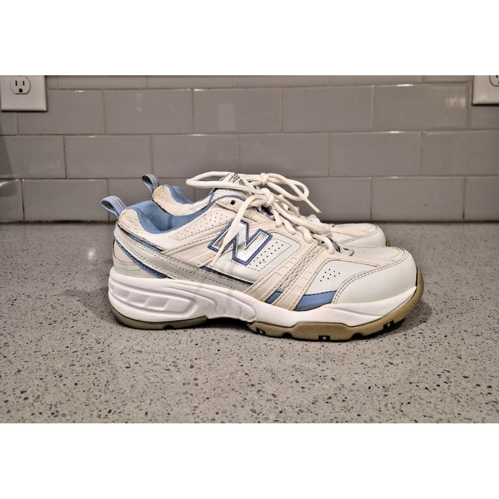 New Balance Women's Leather White & Blue Cross Training Shoes 409 WX409WL Size 8 - Picture 2 of 10